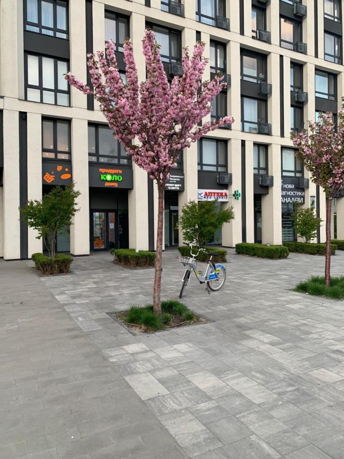 New 3 Rooms Apartment Near The Metro Station Kyiv Exterior foto